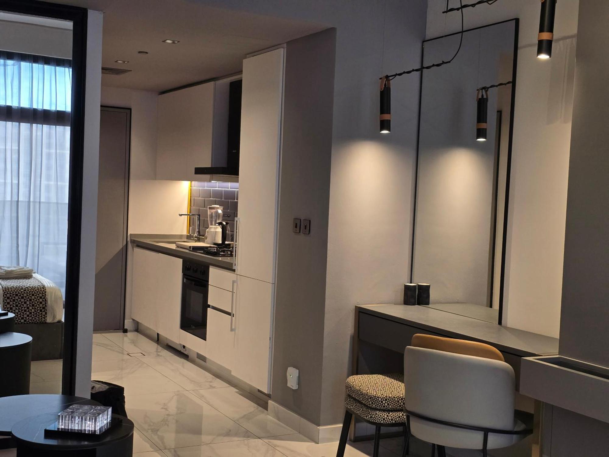 Luxurious Mag318 In Business Bay Downtown Walking Distance From Mall & Burj Khalifa Apartment Dubai